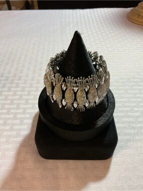 Sarah Coventry “Simply Elegant”  Vintage Silver Tone Pineapple Link Bracelet
